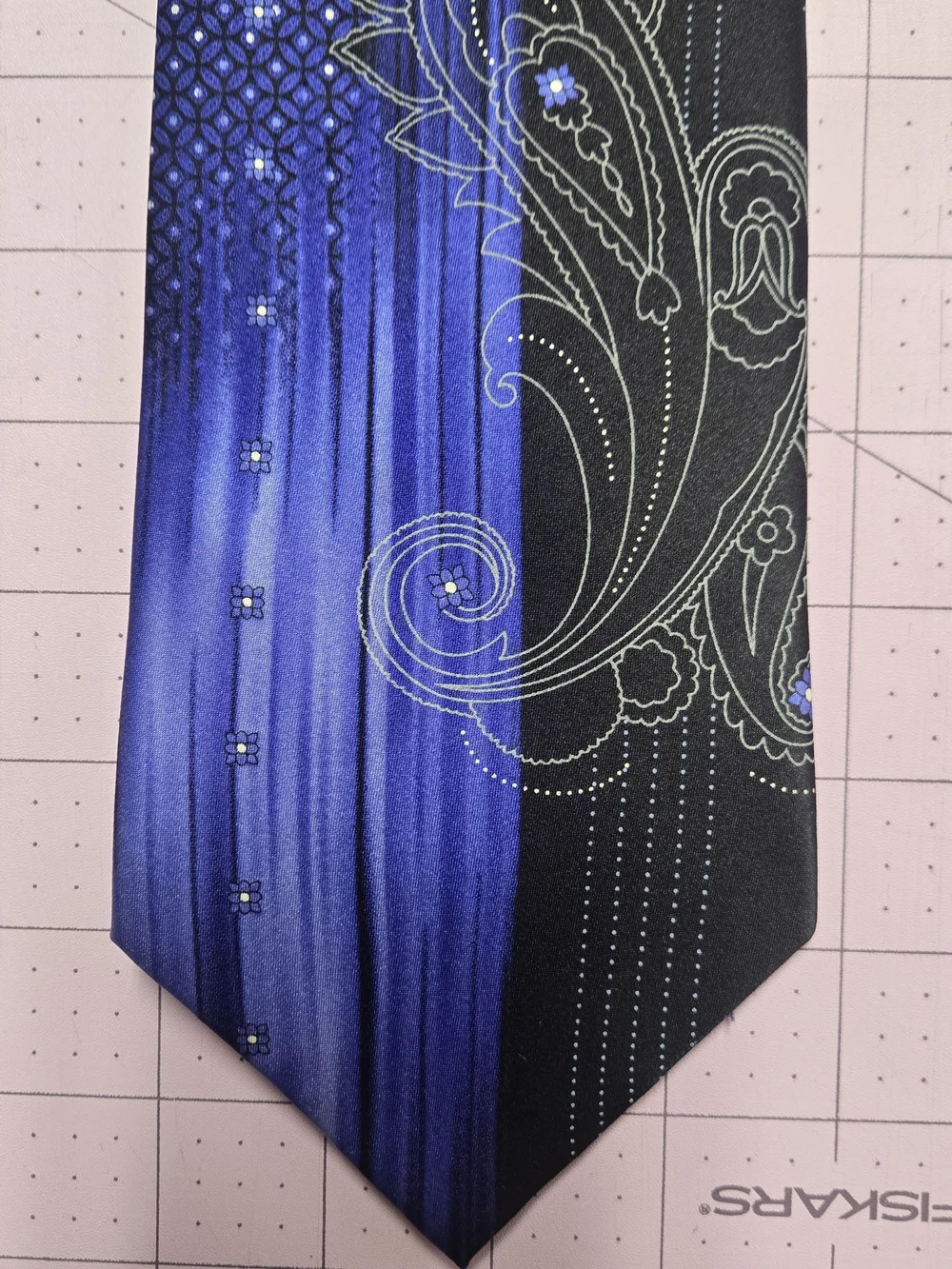 Stacy Adams 100% Silk Blue Black Paisley Men's Necktie 4